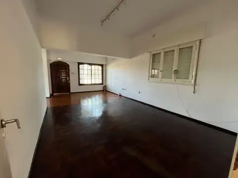 Casa en Alquiler 25 años