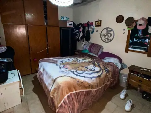 Casa 4 ambientes con 1 baño