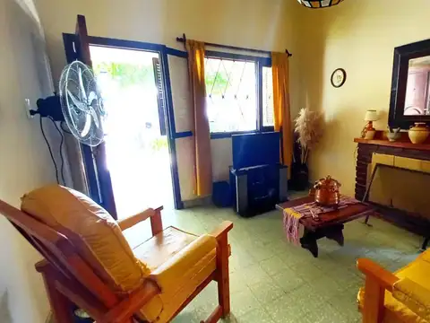 RESERVADO  VENDO Casa 2 dorm   depto 1 dorm - 500mts del Centro - La Falda - Córdoba