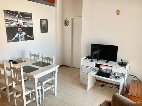 Depto Tipo Casa 2 ambientes con 1 baño