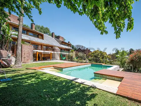 VENTA - CHALET - BARRANCA EN PUNTA CHICA- DE VICTORIA - SAN