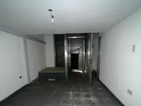 Local en Venta Via Pública