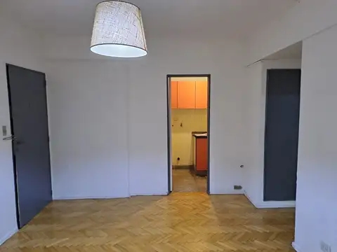 Crámer 1700, Piso 2