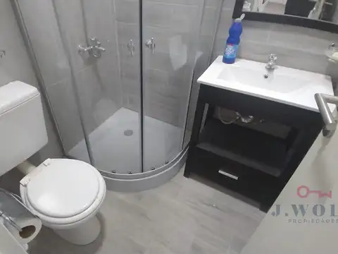 Depto Tipo Casa en Alquiler en Chilavert, $ 650.000