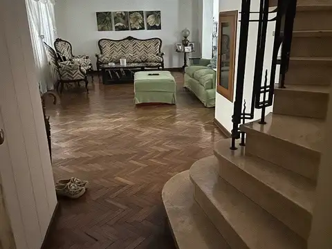 VENTA DE EXCELENTE CHALET