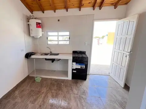 Depto Tipo Casa en Alquiler de 3 ambientes