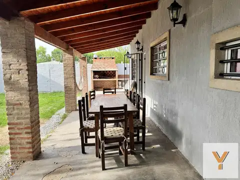 Casa en alquiler temporario - 2 Dormitorios 1 Baño - Santa Teresita
