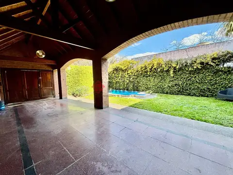Depto Tipo Casa en Venta de 6 ambientes