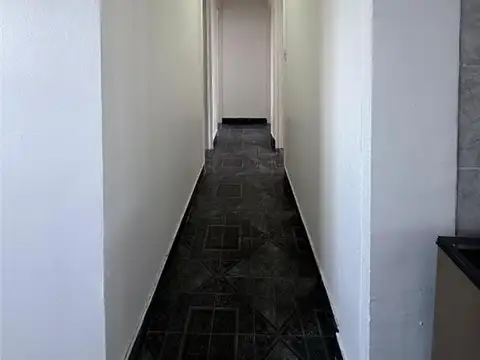 Eva Peron 600, Piso 3