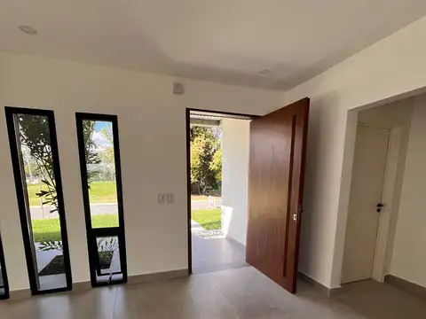 Casa en venta en Santa Elisa Pilar del Este