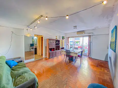 VENTA PH 3 AMBIENTES TERRAZA BALCON A REFACCIONAR