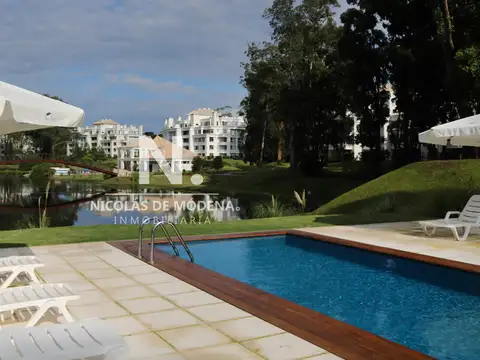 Vende apartamento de 1 dormitorio en Green Park, Solanas