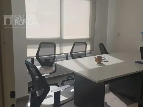Oficina 4 ambientes con 2 baños