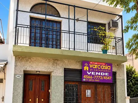 PH DE 3 AMBIENTES CON LOCAL EN VENTA