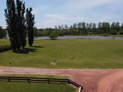 Terreno en Venta en Carmelo, USD 34.500