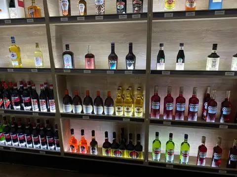 Fondo de comercio Tienda de Bebidas Vinoteca Almagro
