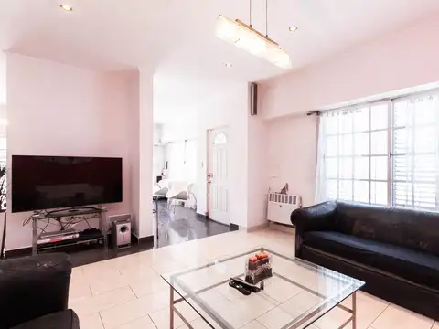 Casa en Venta en Lanus Oeste, USD 165.000