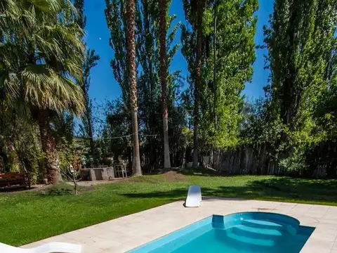 Hermosa Casa en Venta - Carrodilla
