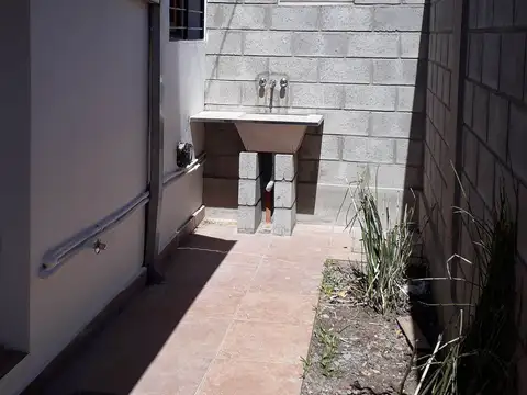 Casa en Venta en Barrio Orbis, USD 120.000