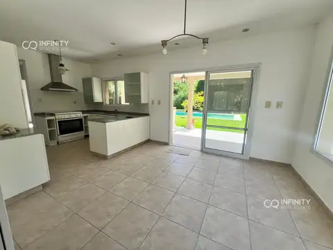 Casa en Venta en Echeverria Del Lago, USD 229.000