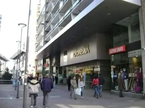 Peatonal San Martin e/ Córdoba y Santiago del Estero