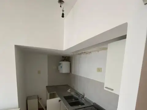 VENTA DE  MONOAMBIENTE SAN MIGUEL CENTRO