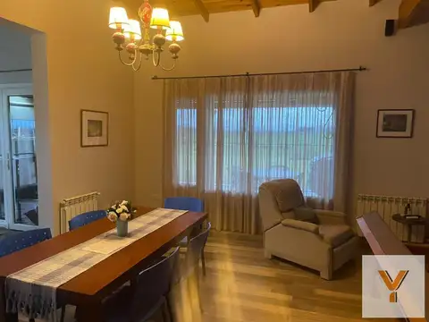 Chacra en venta - 2 Dormitorios 2 Baños - Cocheras - 67.500Mts2 - Pergamino