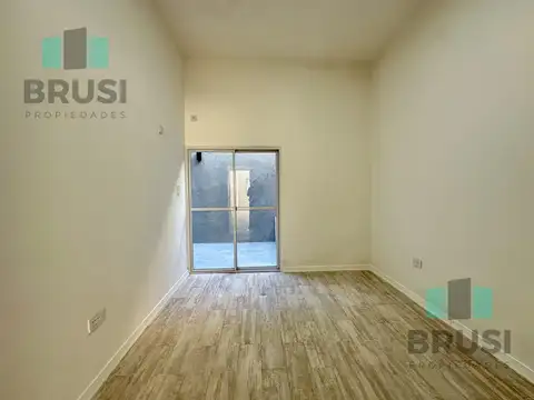 Depto Tipo Casa 2 ambientes con 1 baño