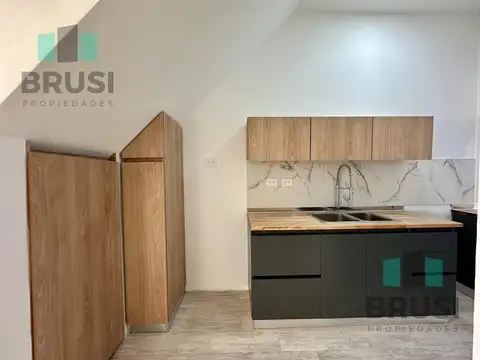 Depto Tipo Casa en Venta en Remedios de Escalada, USD 65.000