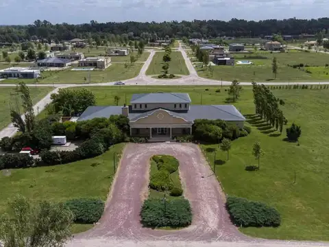 Terreno en Venta de 2333,0 m2