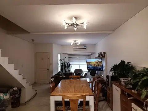 Depto Tipo Casa en Venta de 3 dormitorios