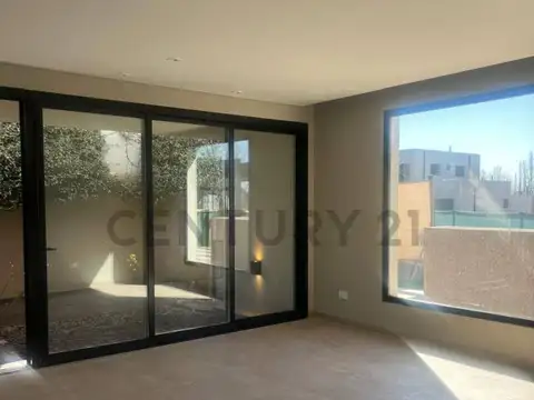 CASA PREMIUM EN VENTA BARRIO PRIVADO "TIERRAS ALTAS"LUJAN DE CUYO