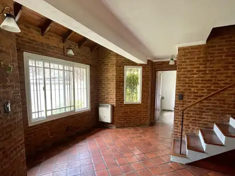 Casa en Venta en José Mármol, USD 105.000
