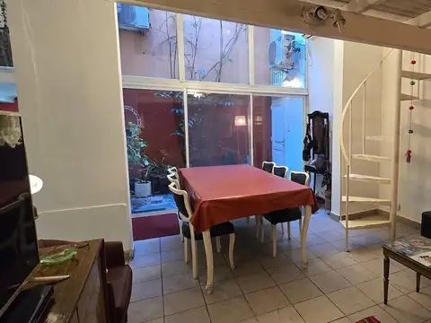 Depto Tipo Casa en Venta de 4 ambientes