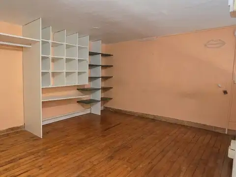 Depto Tipo Casa en Venta 68 años