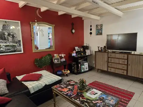 Depto Tipo Casa 4 ambientes con 1 baño
