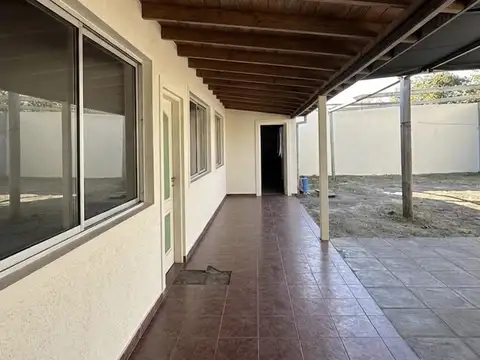 Casa en Venta en Manuel Alberti, USD 155.000