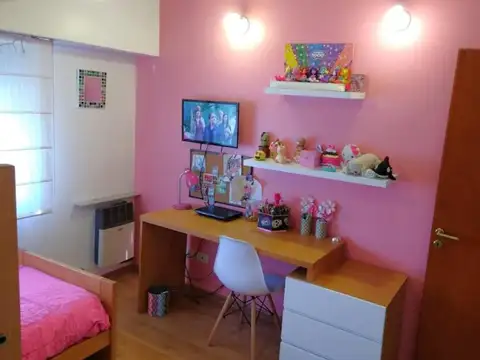 Depto Tipo Casa en Venta con 1 cocheras