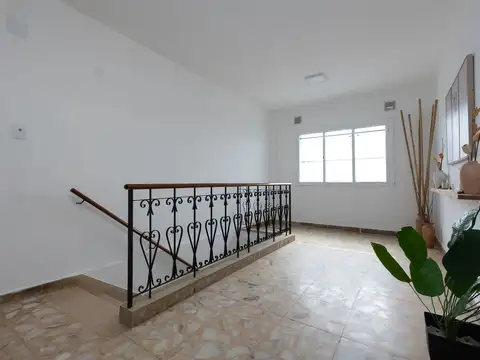 Departamento en Alquiler en Villa Santos Tesei, $ 440.000