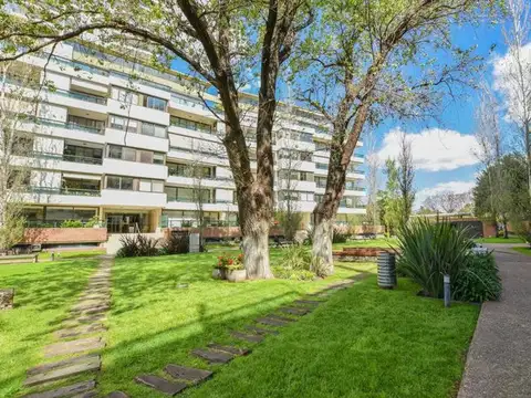 Departamento en Venta con 2 cocheras