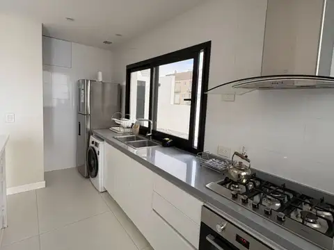 Departamento 2 ambientes con 2 baños