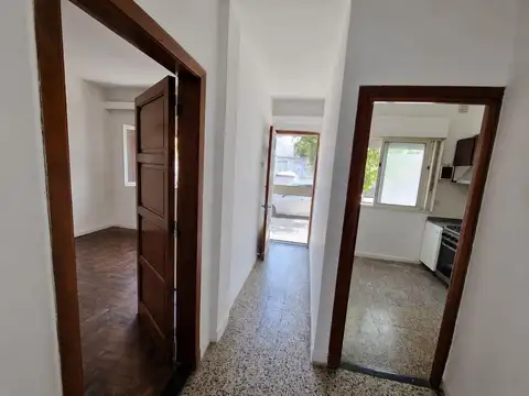 Depto Tipo Casa en Alquiler de 1 dormitorio