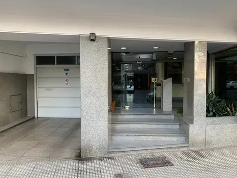 VENTA CABALLITO 2 AMB - FTE - AV ALBERDI/HORTIGUERA -COCHERA