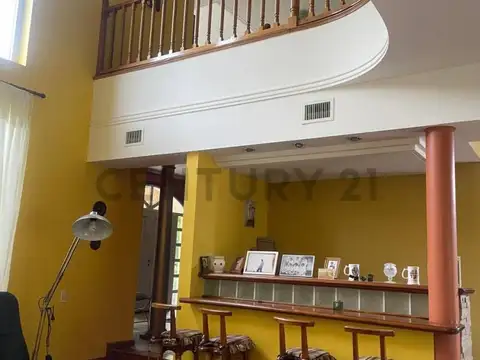 Holanda 1400, Piso 0