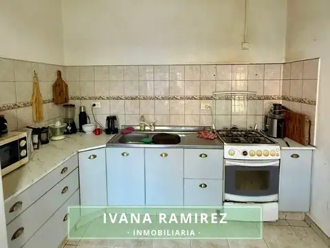 Casa 4 ambientes con 1 baño