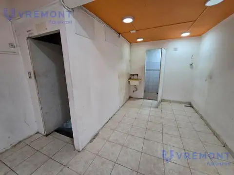 Av. Corrientes al 3500 Almagro PB y sótano