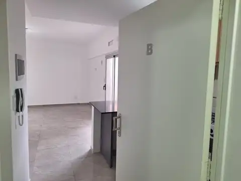 VENTA DEPARTAMENTO 2 AMB A ESTRENAR CON 2 PATIOS
