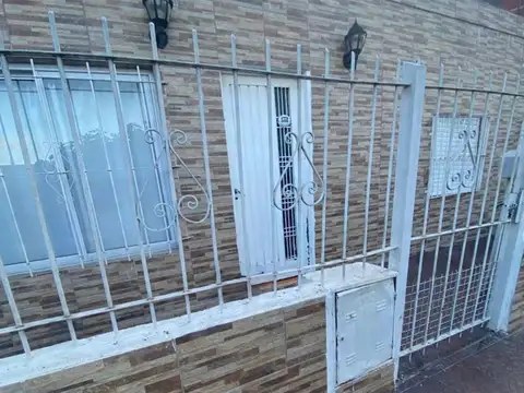 Calle 897 estanislao severo zeballos 1300