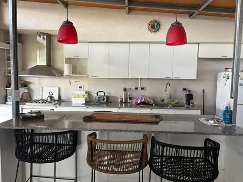 Casa en alquiler anual Canning Barrio La Alameda