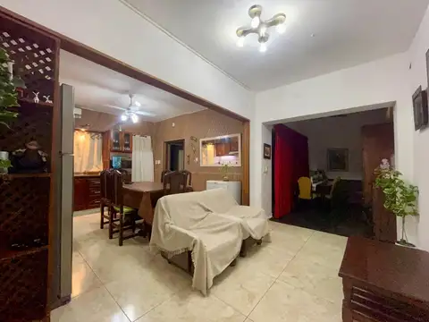 VENTA PH de dos dormitorios y patio, Arroyito, Rosario.